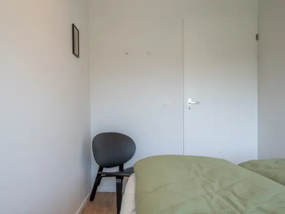 Vakantiehuis wijk de brabander 115 cadzand slaapkamer 2 stoel