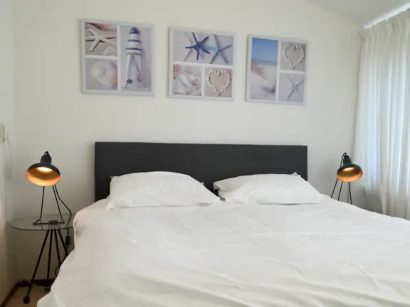 Vakantiehuis wijk de brabander 185 cadzand slaapkamer 1 bed raam