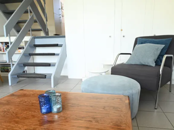 Vakantiehuis wijk de brabander 185 cadzand woonkamer stoel