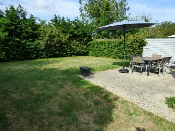 Vakantiehuisje cadzand beach wijk de brabander 24 grasveld