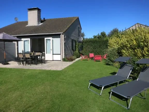 Vakantiehuisje cadzand beach wijk de brabander 24 tuin