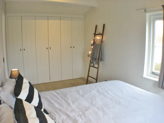 Vakantiehuis cadzand birdhouse wijk de brabander 25 slaapkamer kastenwand