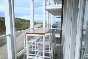 Appartement 2 E002 badhuis cadzand balkon zeezicht close