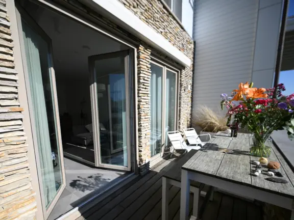 Appartement badhuis cadzand 2 E008 terrasdeuren