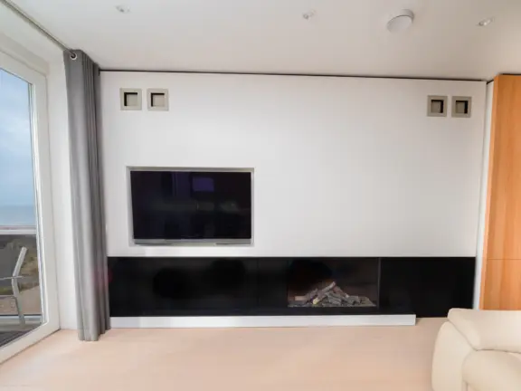 Badhuis cadzand appartement 2 F105 woonkamer zeezicht met AI bewerking