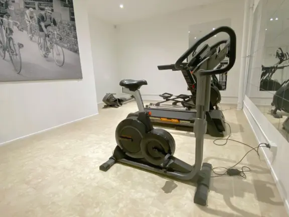 Badhuis cadzand fitness hometrainer
