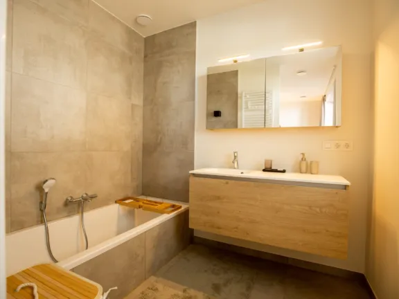 Maison la belle de branding cadzand badkamer totaal