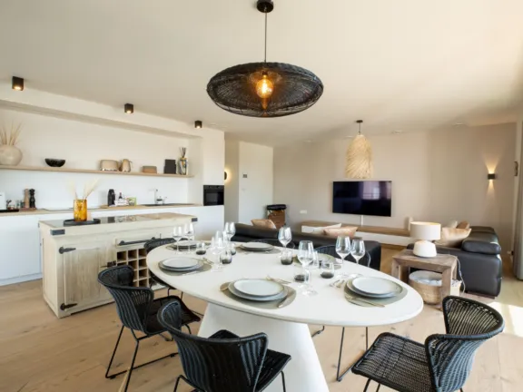 Maison la belle de branding cadzand eethoek