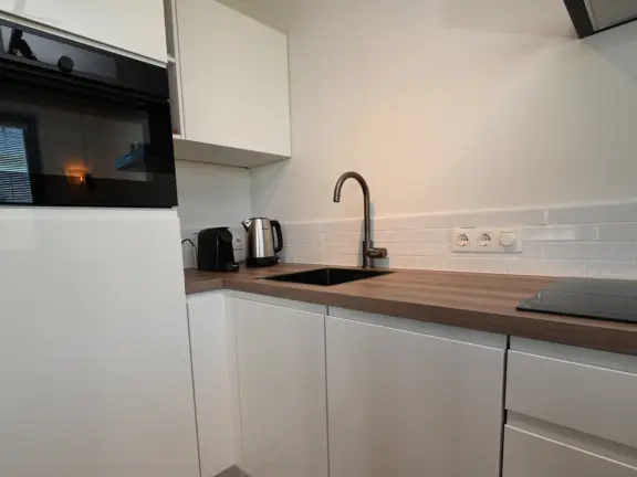 Appartement aan zee cadzand bad deurloo 53 05 keuken 2