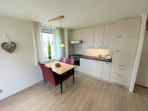 Appartement boulevard de wielingen cadzand keuken