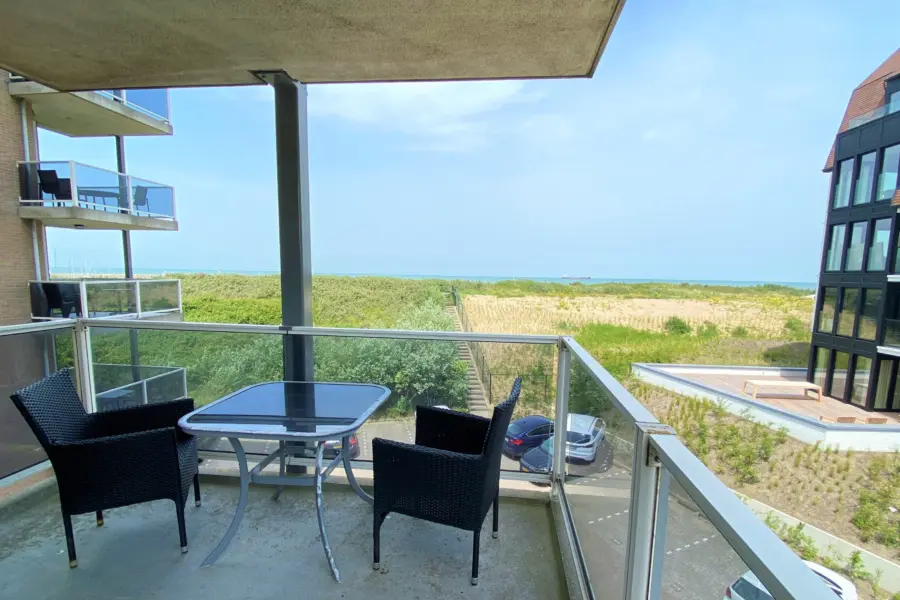 Appartement deurloo 53 13 cadzand zeezicht balkon
