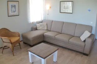 Wohnung cadzand deurloo 55 10 wohnzimmer sofa 2