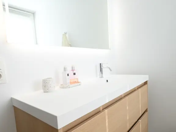 Appartement boulevard de wielen 55 18 cadzand badkamermeubel