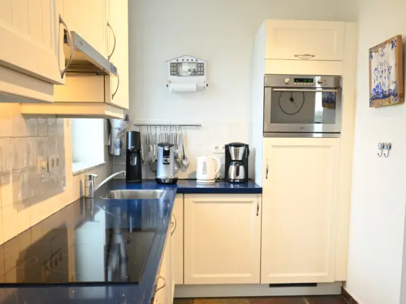 Appartement duindoorn 301 cadzand keuken close