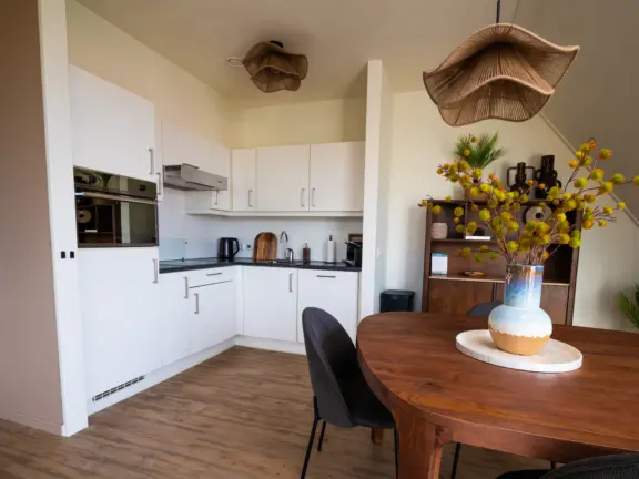 Duinhof appartement cadzand stijn albregtsstraat 6 13 eettafel keuken