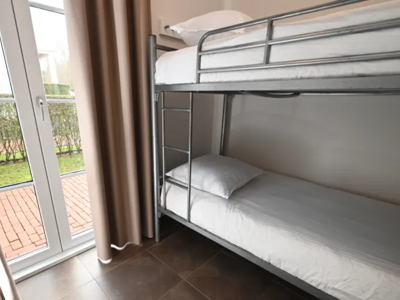 Duinhof 5 6 appartement cadzand kleine slaapkamer