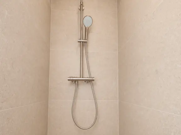 The hamptons cadzand appartement lumiere slaapkamer2 douche