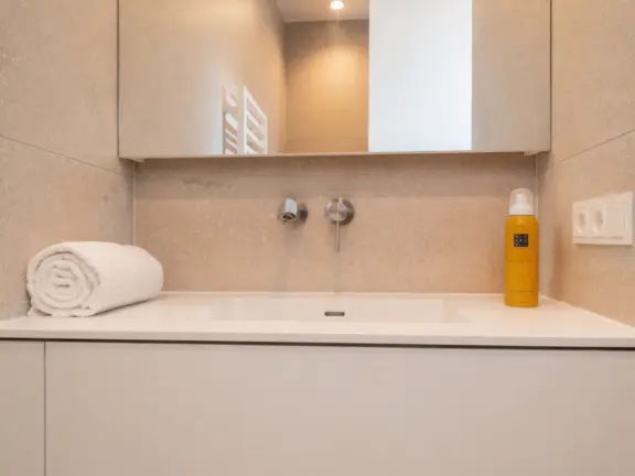 Hamptons cadzand luxus wohnung 21 004 badezimmer 2