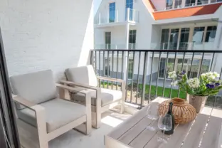 Appartement sky cadzand balkon zijkant 2