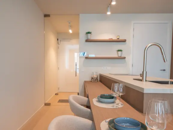 Appartement sky cadzand keuken en hal