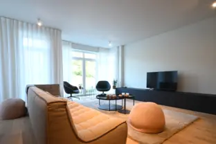 Vakantie appartement boulevard de wielingen 15 001 cadzand woonkamer zithoek totaal