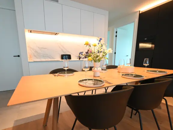 Vakantie appartement boulevard de wielingen 15 001 cadzand woonkamer eethoek