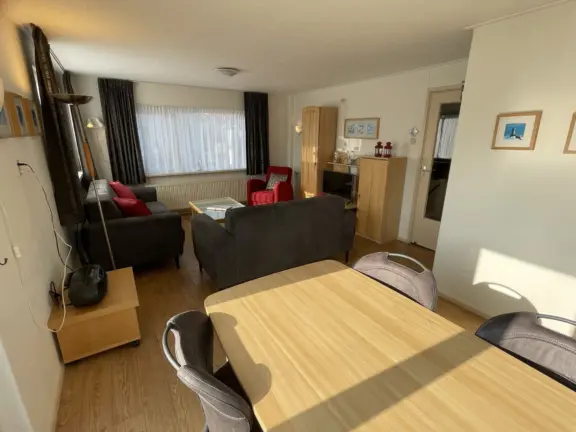 Wohnung kinkhoorn duinlaan 2a cadzand bad wohnzimmer essecke