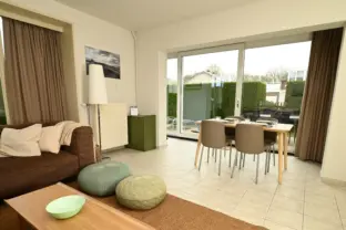 Appartement duinlaan 5 karen cadzand bad eethoek totaal