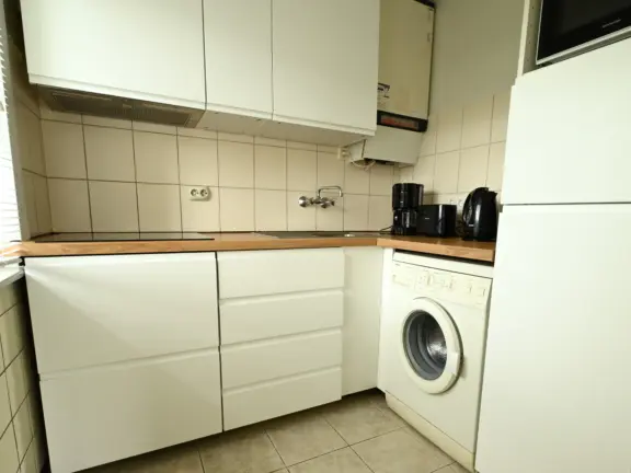 Appartement duinlaan 5 karen cadzand bad keuken