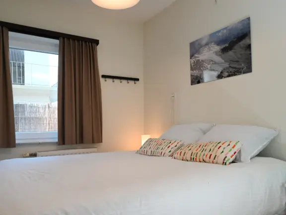 Appartement duinlaan 5 karen cadzand bad slaapkamer 1