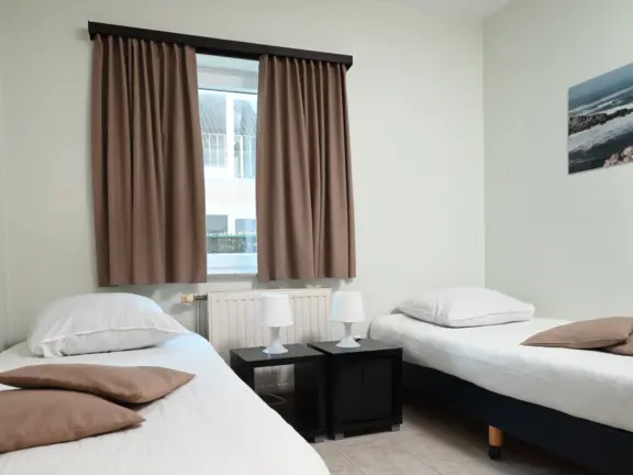 Appartement duinlaan 5 karen cadzand bad slaapkamer 2