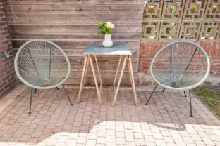 Egelantierlaan 6 tuin stoelen2
