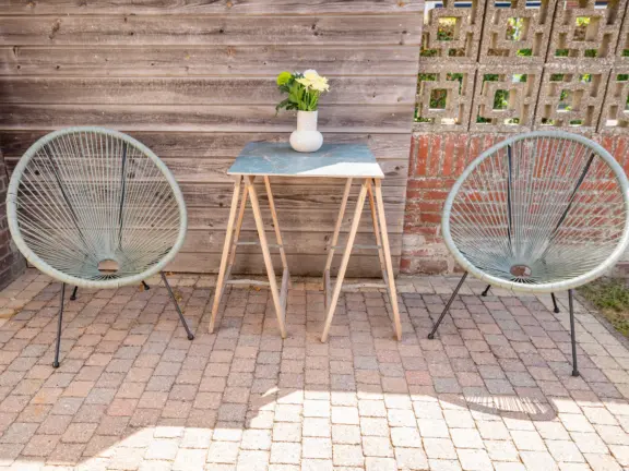 Egelantierlaan 6 tuin stoelen2