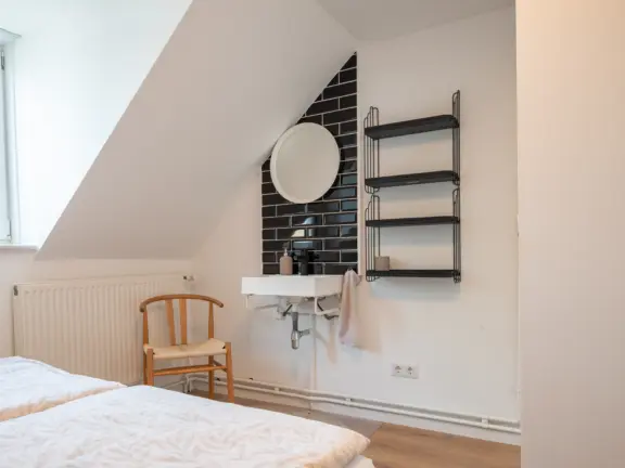 Egelantierlaan 6 slaapkamer 1 wasbak