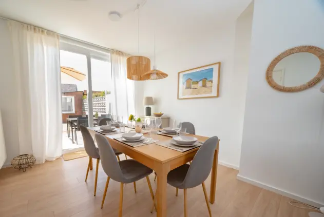 Egelantierlaan 6 eettafel
