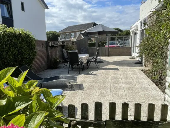 Appartement hennequinlaan 23 cadzand ariel tuinhek