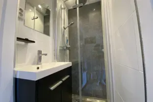 Wohnung hennequinlaan 8c cadzand bad badkamer