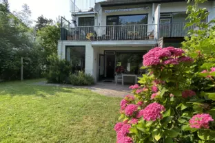 Wohnung hennequinlaan 8c cadzand bad buiten bloemen