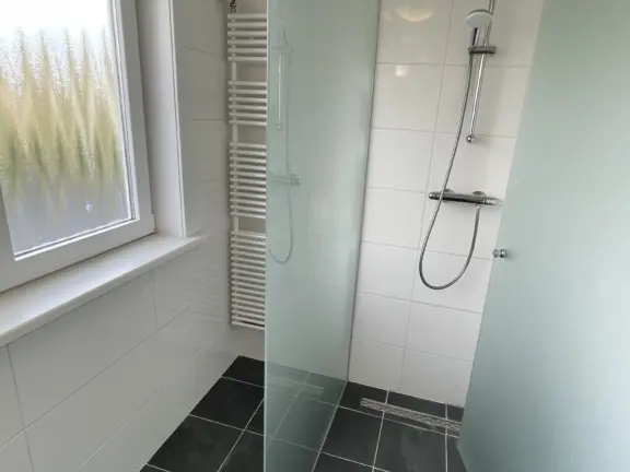 Vakantie appartement goede ree boven hennequinlaan 9a cadzand douche