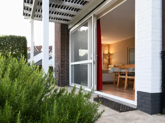Windhorst hennequinlaan 17 cadzand bad woonkamer compleet