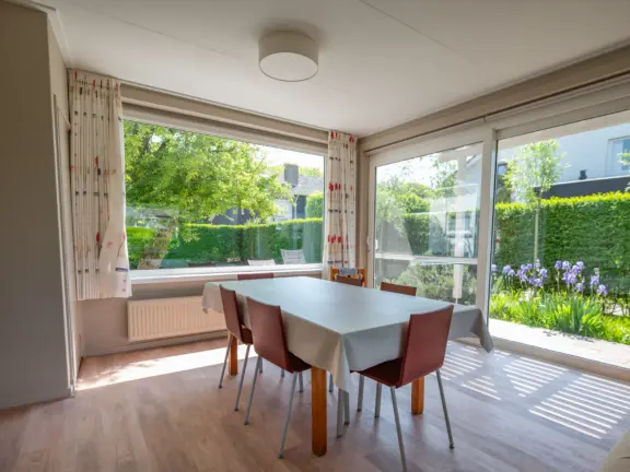 Windhorst hennequinlaan 17 cadzand bad eethoek
