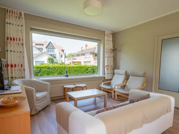 Windhorst hennequinlaan 17 cadzand bad woonkamer zithoek