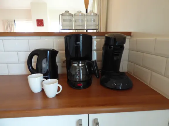 Appartement alledeske boven hennequinlaan 25c cadzand koffie