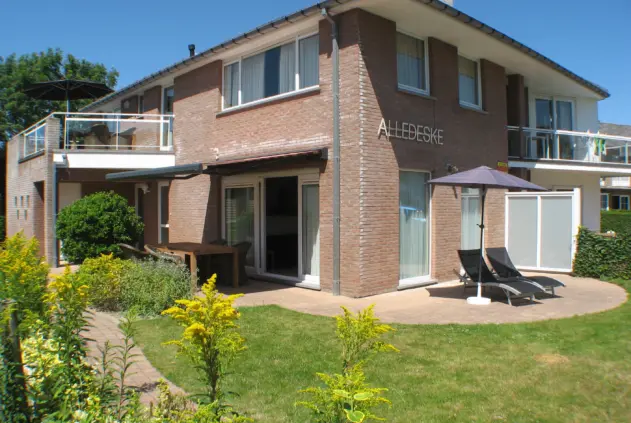 Appartement alledeske boven hennequinlaan 25c cadzand