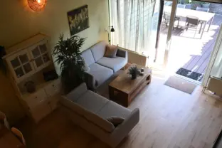 Vakantiehuis lijsterstraat 4 cadzand woonkamer vanaf boven