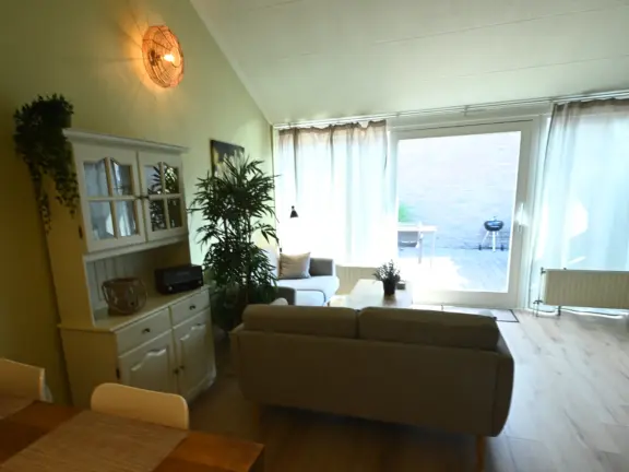 Vakantiehuis lijsterstraat 4 cadzand woonkamer totaal