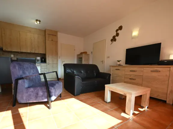 Fewo sleedoornstraat 5a cadzand bad wohnzimmer tv