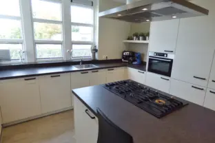 Vakantiehuis villa nausikaa sterntjeslaan 10a cadzand keuken fornuis