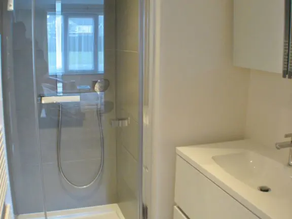 Ferienhaus margret sterntjeslaan 11 cadzand schlafzimmer 1 badezimmer ensuite dusche