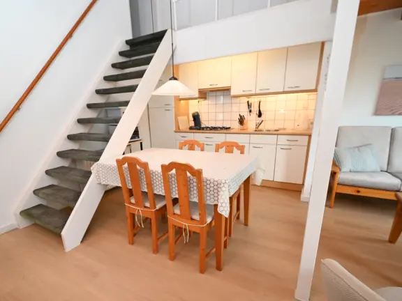 Huisje cadzand sincfal 10 eethoek